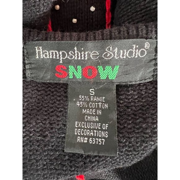 Hampshire Studio Christmas Holiday Cardigan Sm Blk Santa 55% Ramie, 45% Cotton - Picture 9 of 16